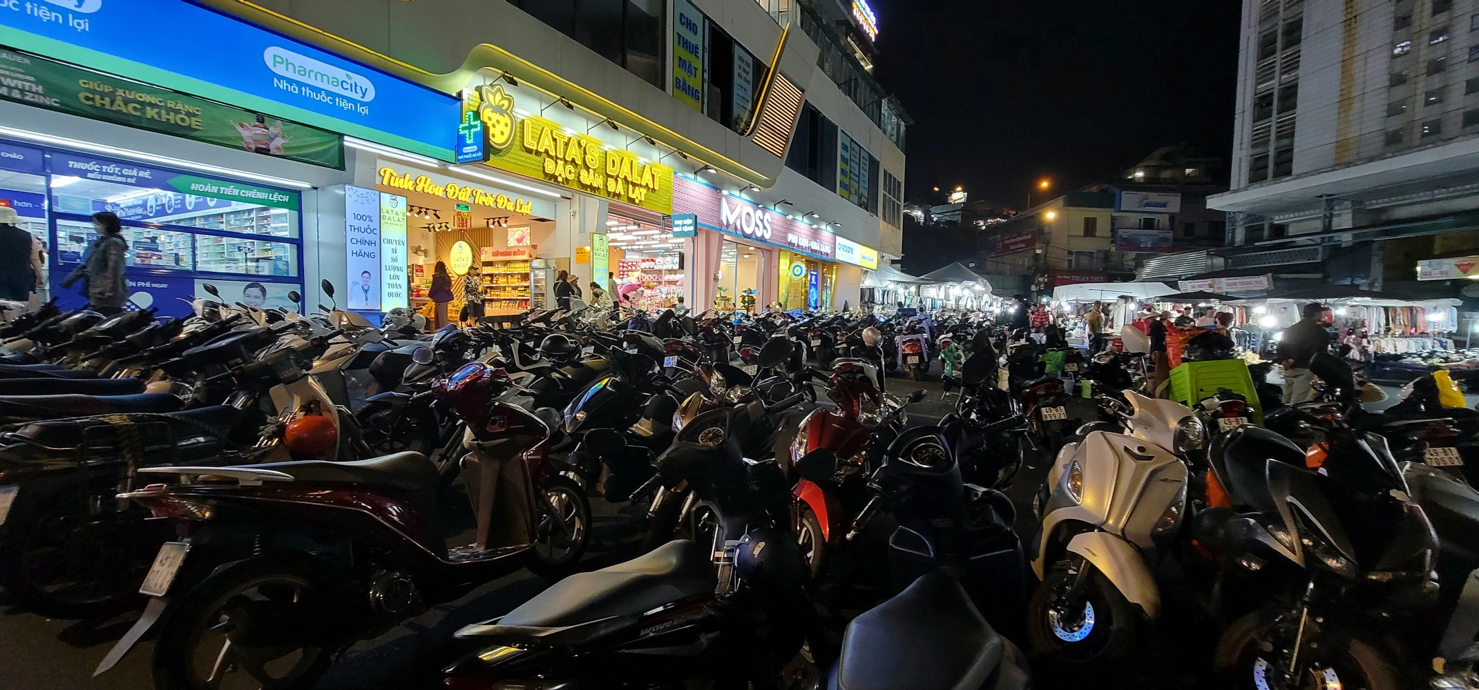 Scooter Parking, Night Market, Da Lat