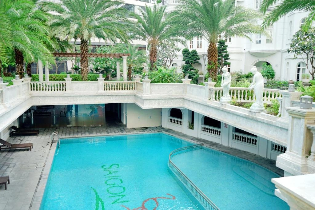 Pool, Hello Word Saigon